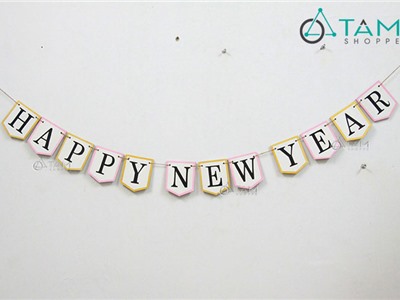 Dây treo chữ Happy New Year bằng gỗ số 06